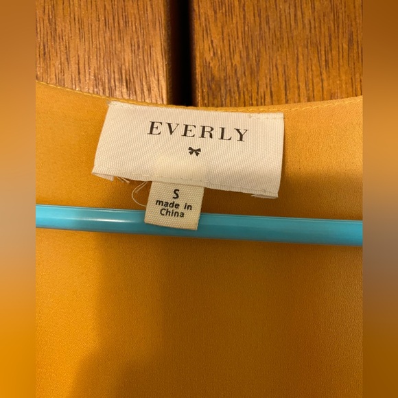 Nordstrom Yellow polka dot romper size S - Picture 4 of 5